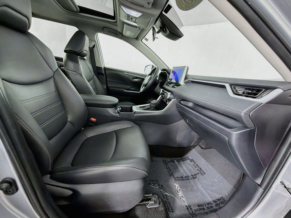 Used 2025 Toyota RAV4 SUV