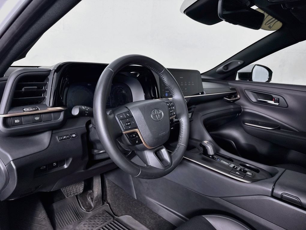 Used 2023 Toyota Crown Sedan