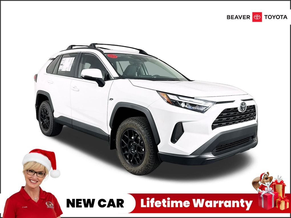 2025 Toyota RAV4 XLE's photo