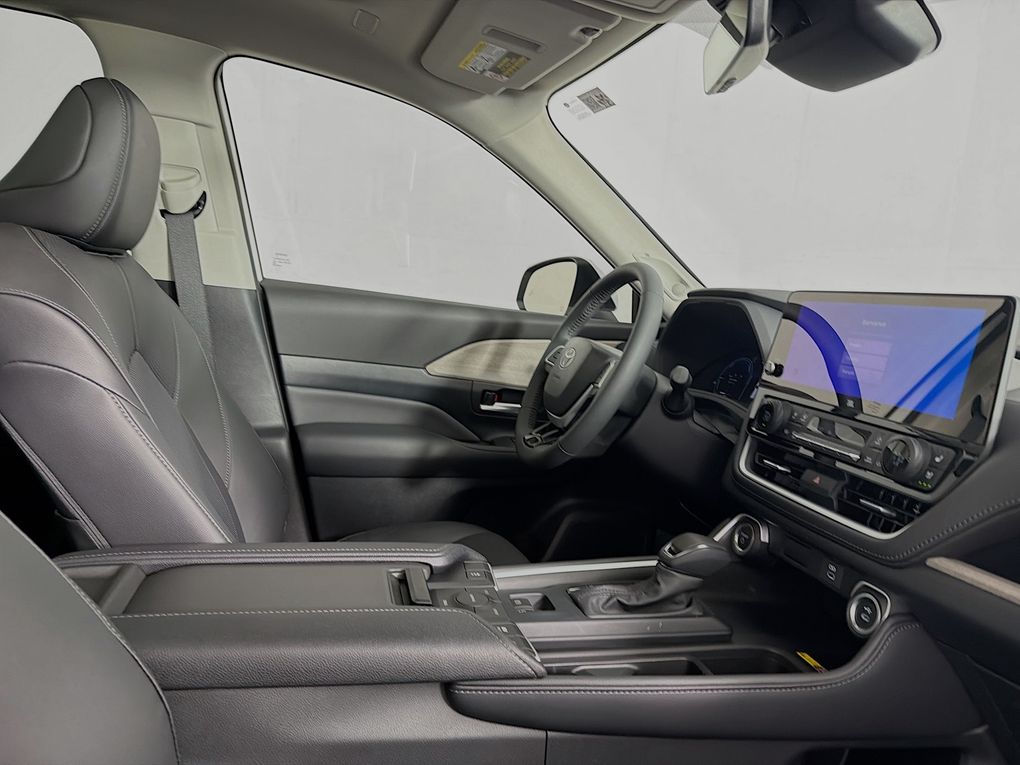 Used 2026 Toyota Grand Highlander Hybrid SUV