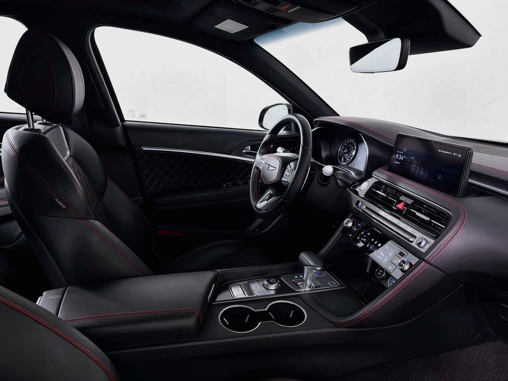 Used 2024 Genesis G70 Sedan