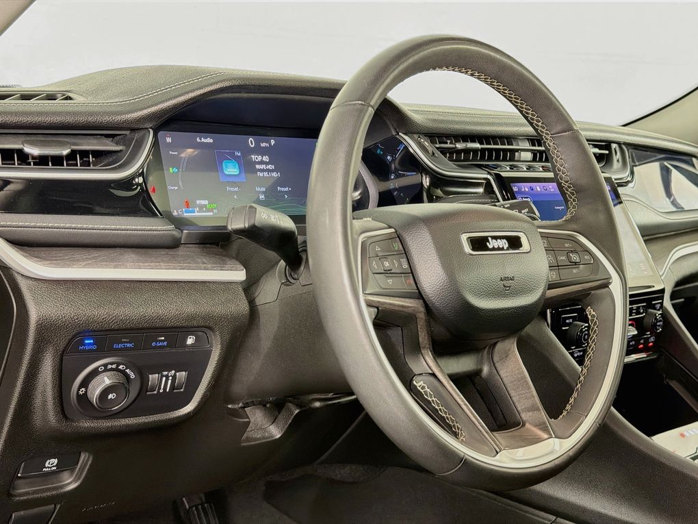 Used 2024 Jeep Grand Cherokee SUV