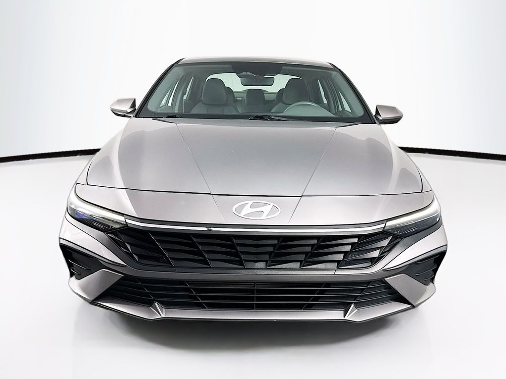Used 2024 Hyundai Elantra Sedan