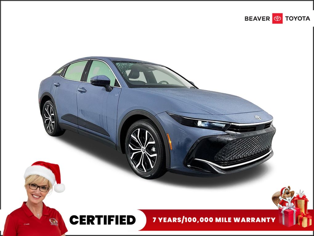 2025 Toyota Crown XLE's photo