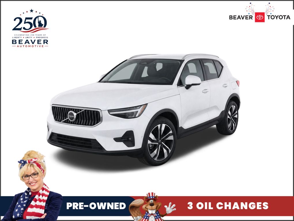 2023 Volvo XC40 B5 Ultimate Bright Theme AWD