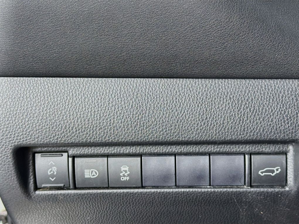 Used 2021 Toyota Venza SUV