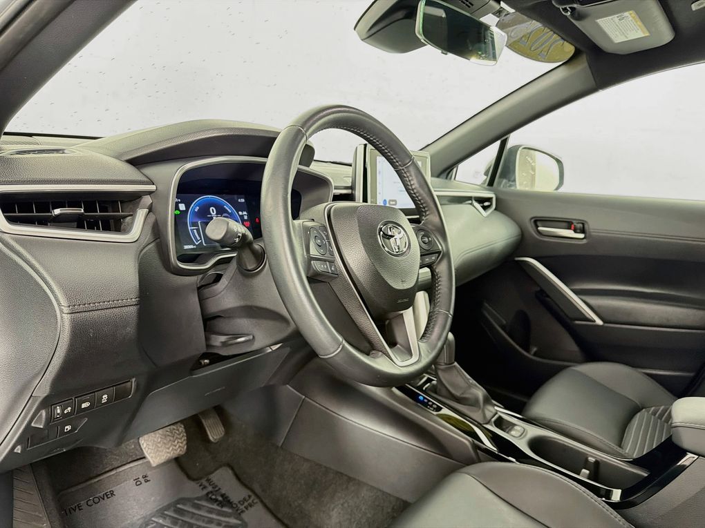 Used 2025 Toyota Corolla Cross SUV