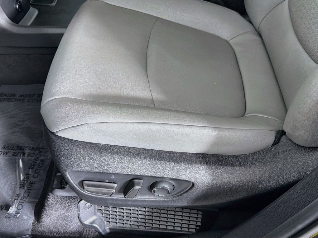 Used 2025 Toyota Sienna Van