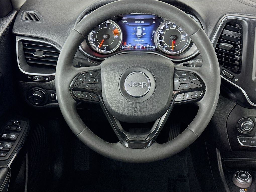 Used 2023 Jeep Cherokee SUV