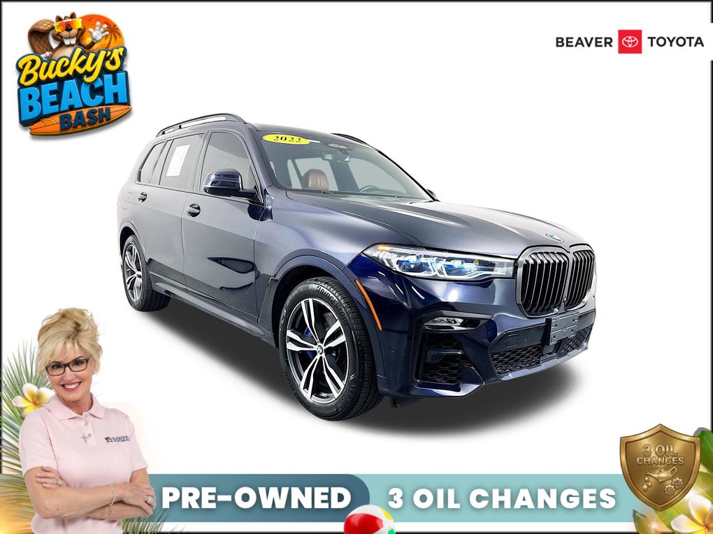 2022 BMW X7 M50i's photo