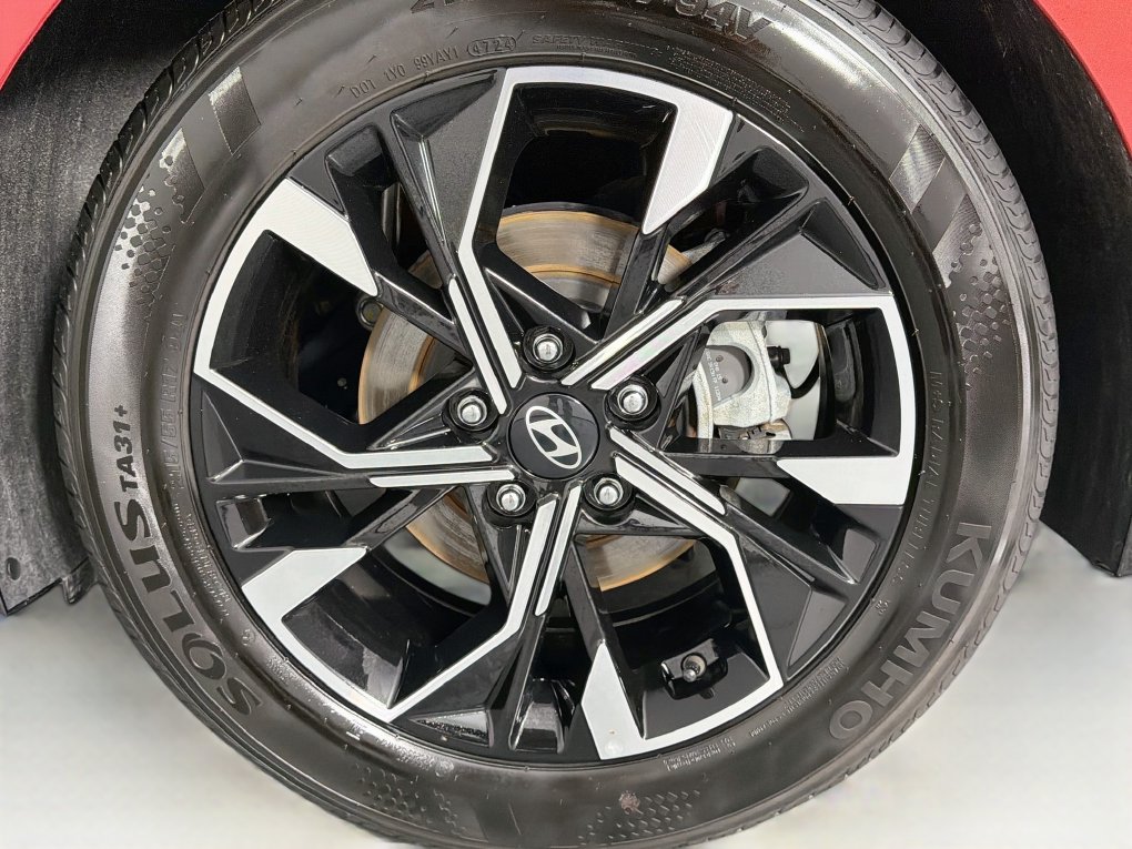 Used 2025 Hyundai Sonata Sedan