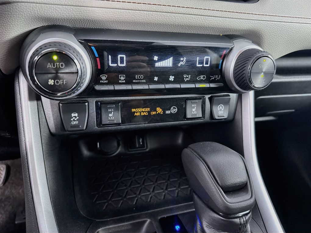 Used 2021 Toyota RAV4 SUV
