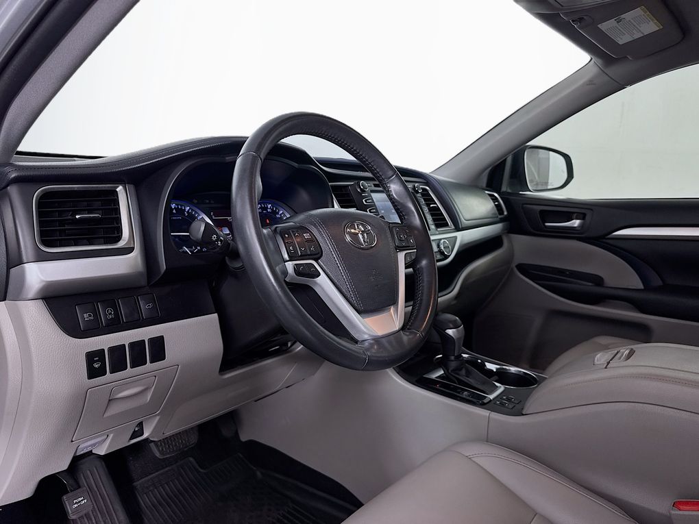 Used 2019 Toyota Highlander SUV