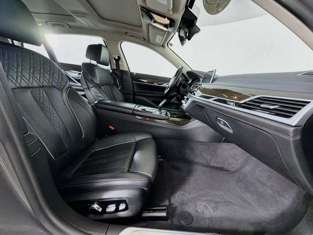 Used 2022 BMW 7 Series Sedan