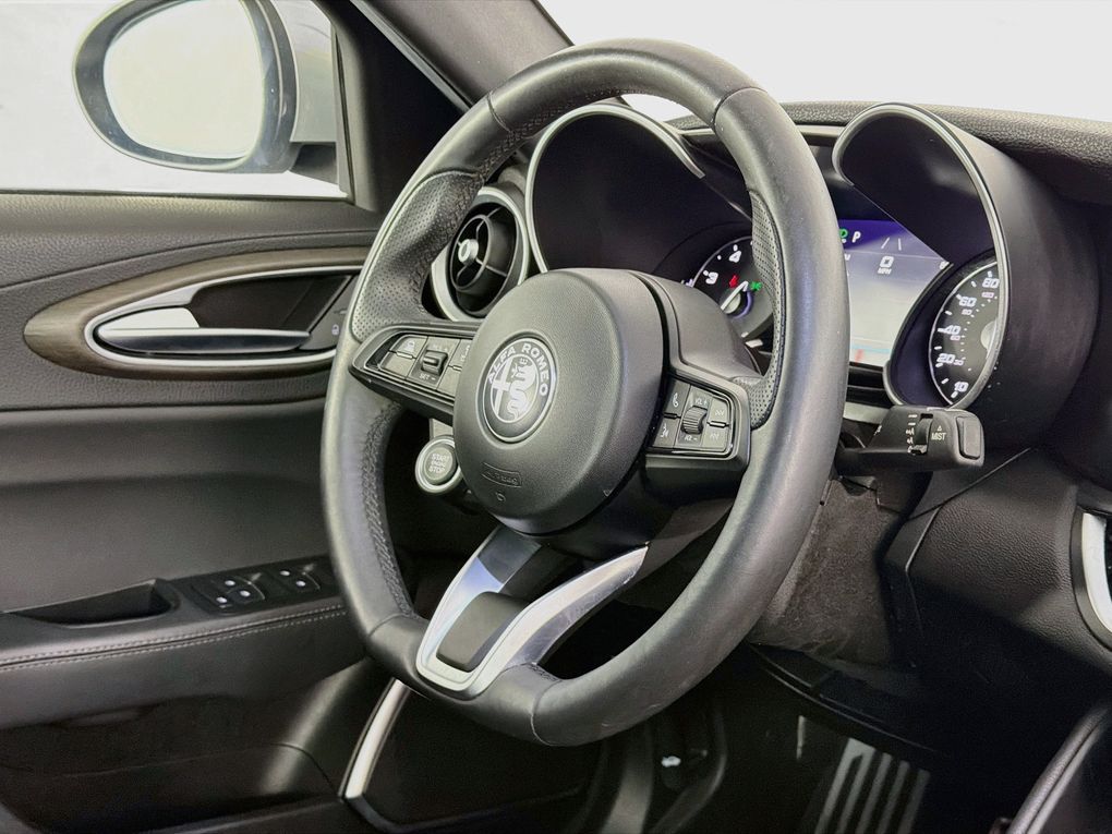 Used 2022 Alfa romeo Giulia Sedan