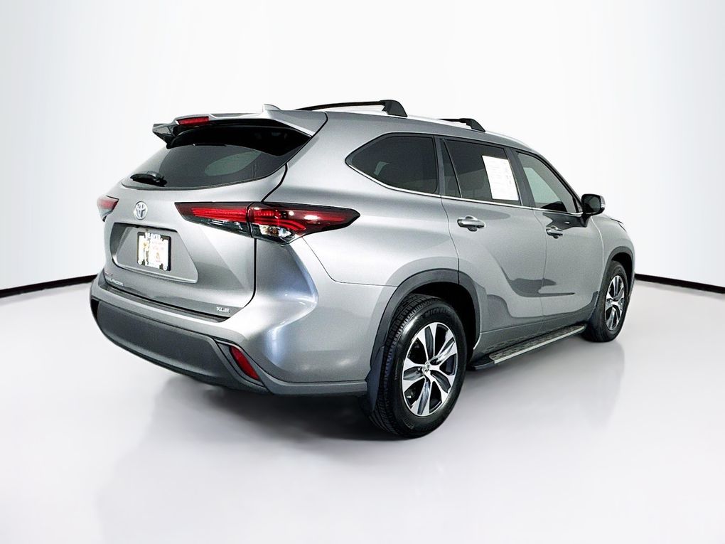 Used 2025 Toyota Highlander SUV