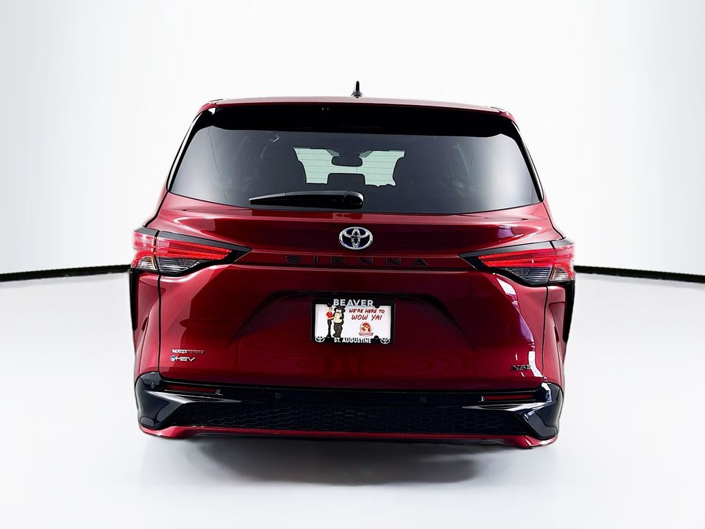 Used 2025 Toyota Sienna Van