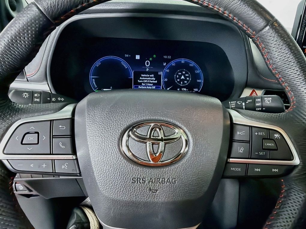 Used 2025 Toyota Sienna Van