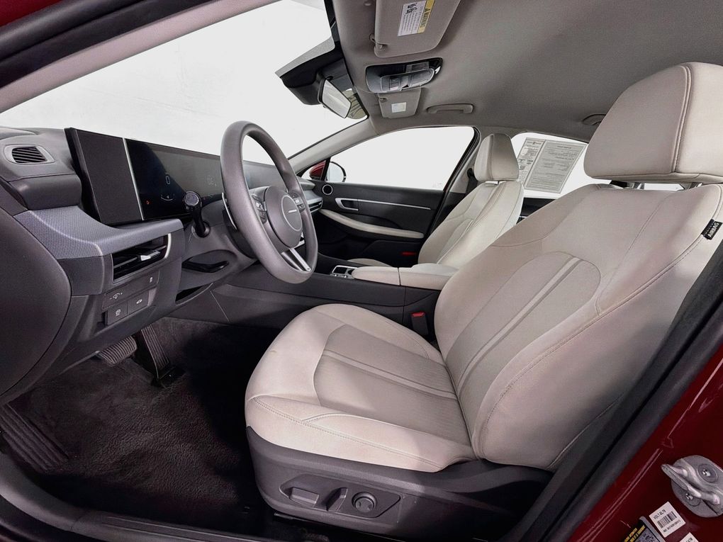 Used 2025 Hyundai Sonata Sedan