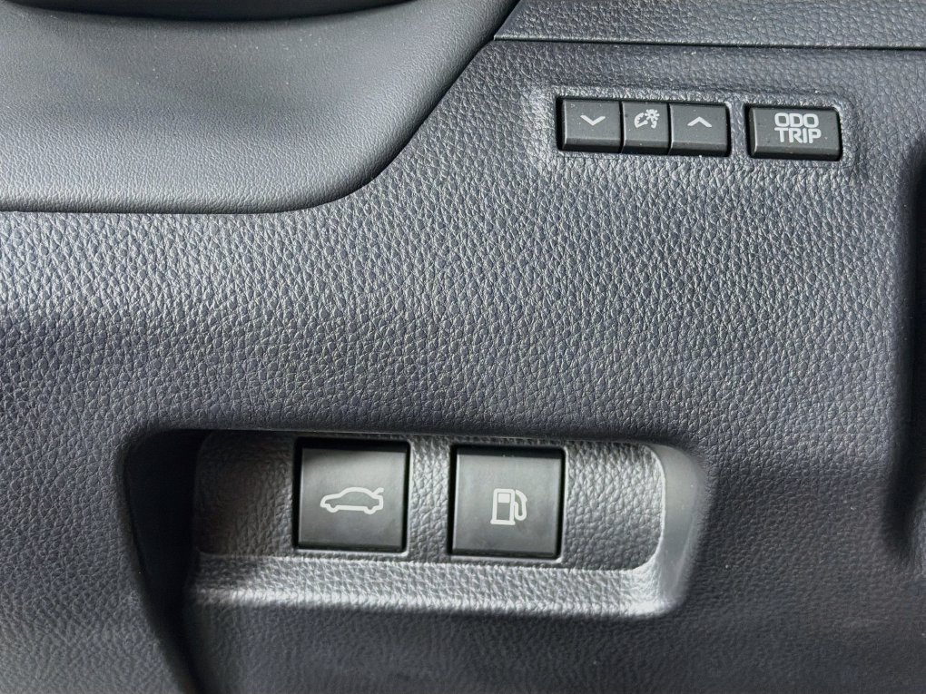 Used 2025 Toyota Crown Sedan