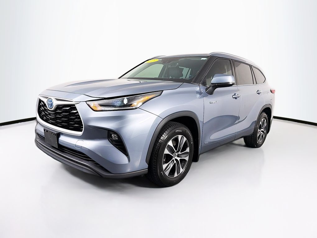 Used 2021 Toyota Highlander Hybrid SUV