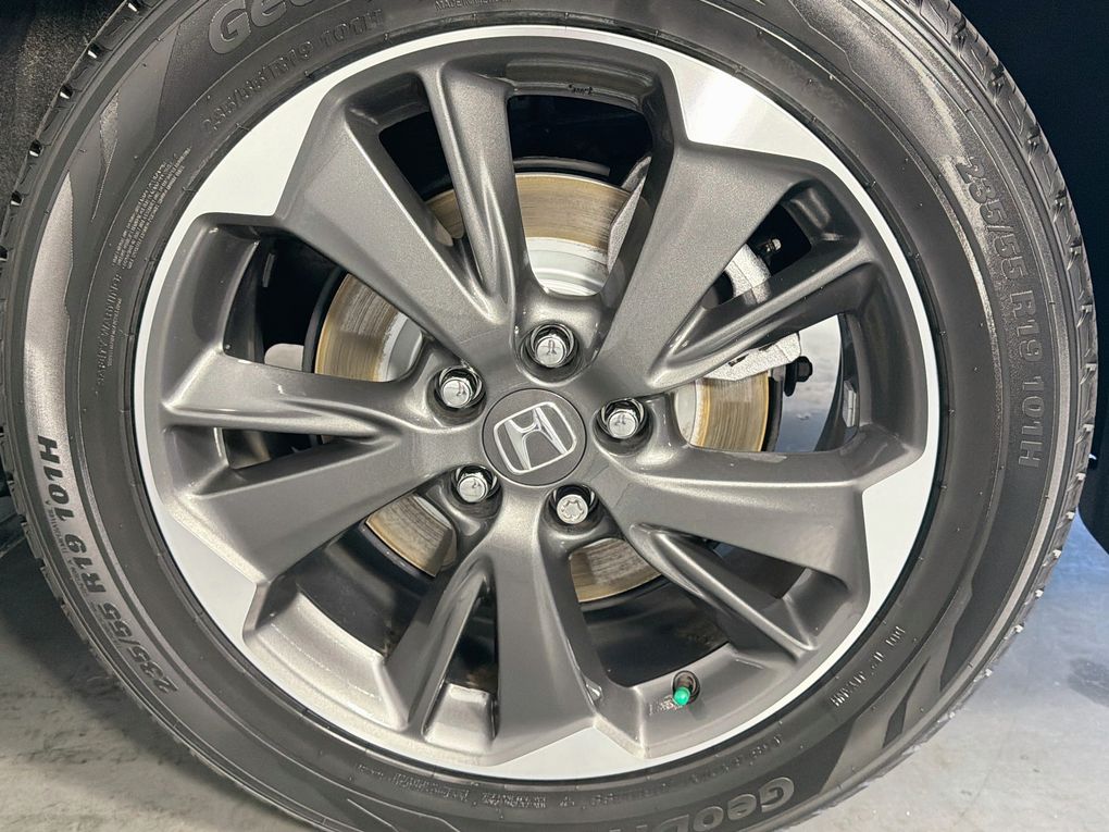 Used 2024 Honda Odyssey Van