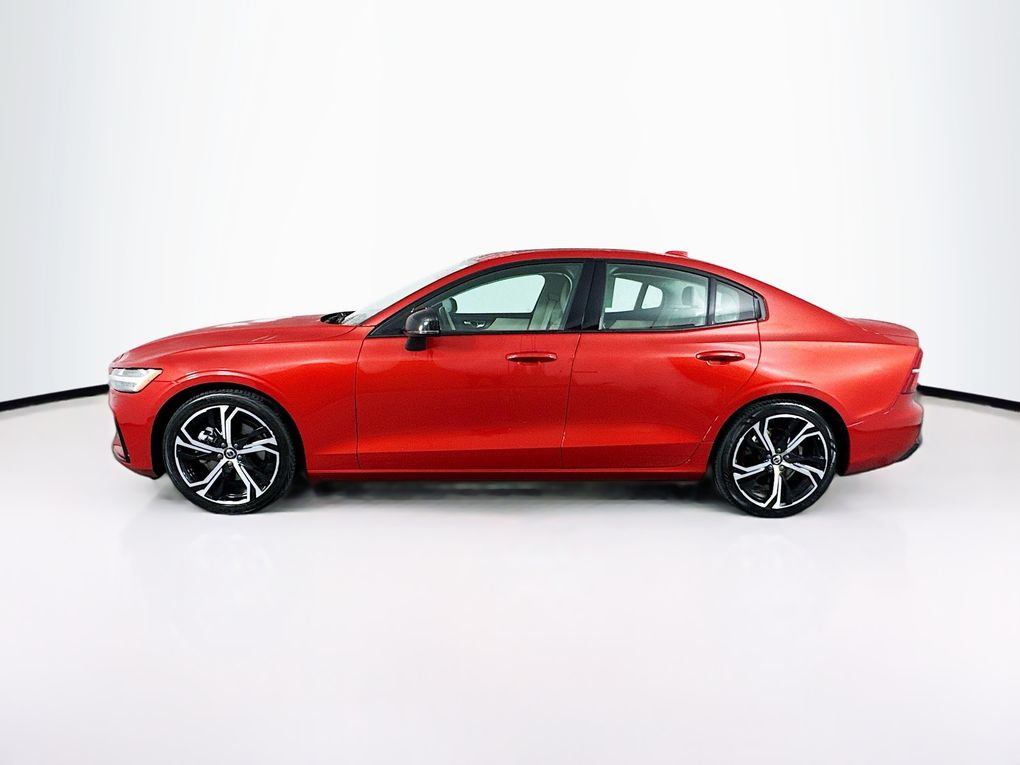 2024 Volvo S60 B5 Core photo 4