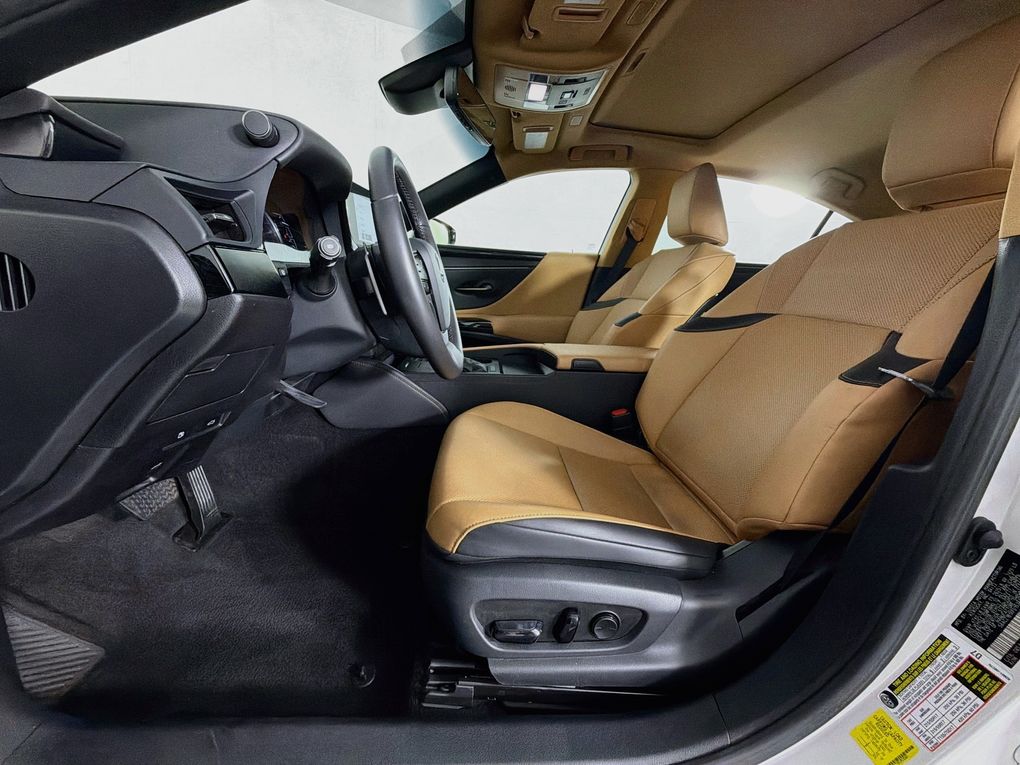 Used 2023 Lexus ES Sedan