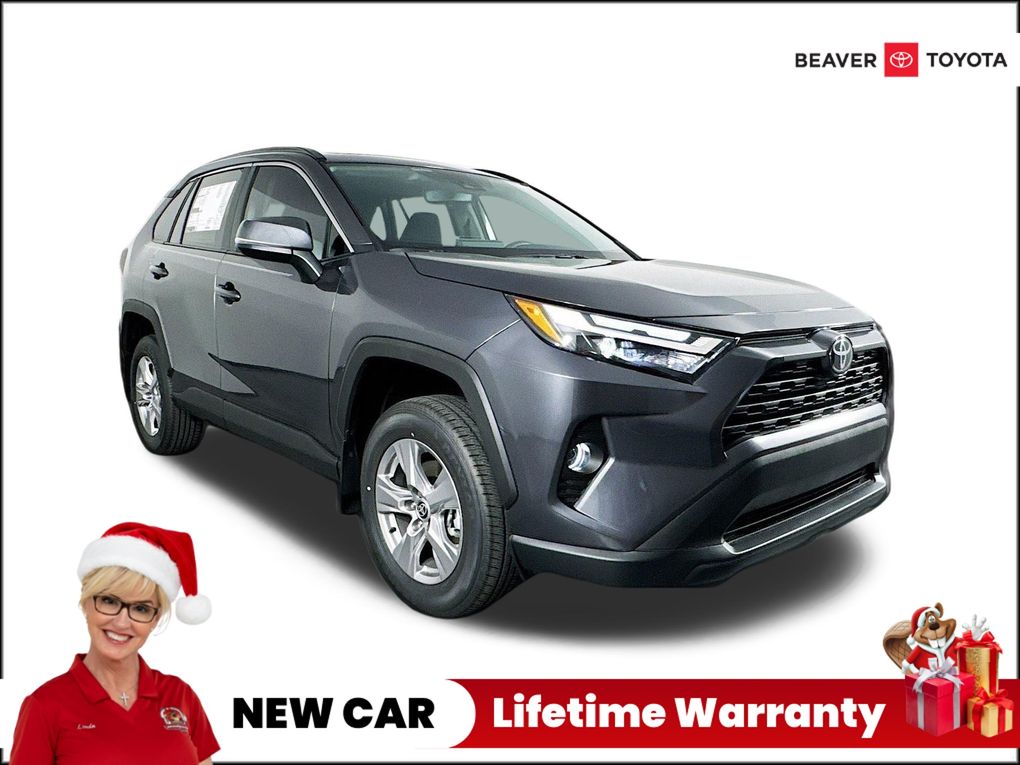 2025 Toyota RAV4 XLE's photo