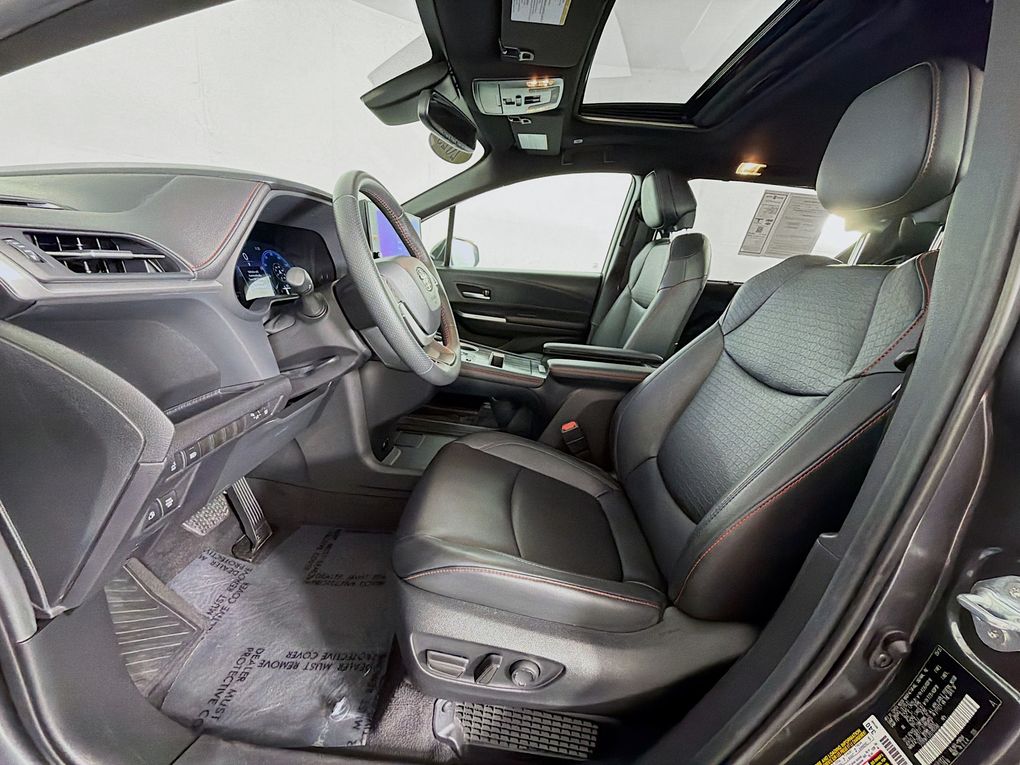 Used 2025 Toyota Sienna Van