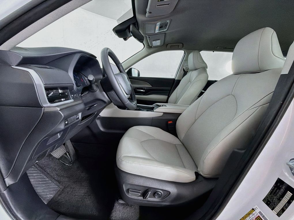 Used 2025 Toyota Grand Highlander SUV