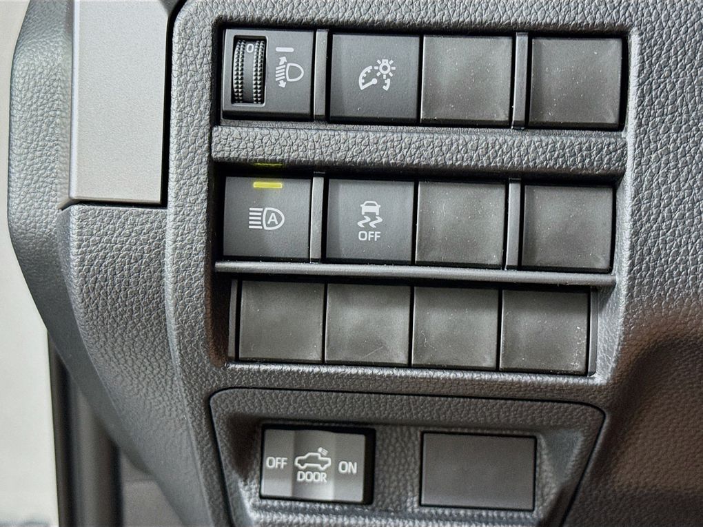 Used 2025 Toyota Tacoma Truck