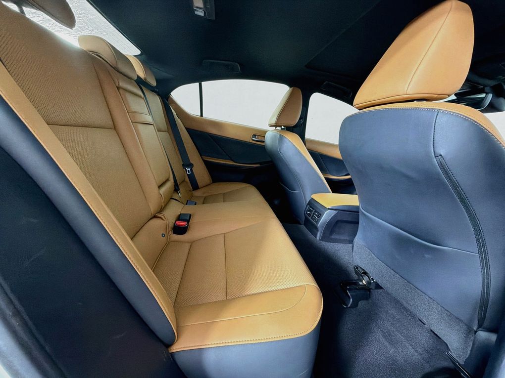 Used 2021 Lexus IS Sedan