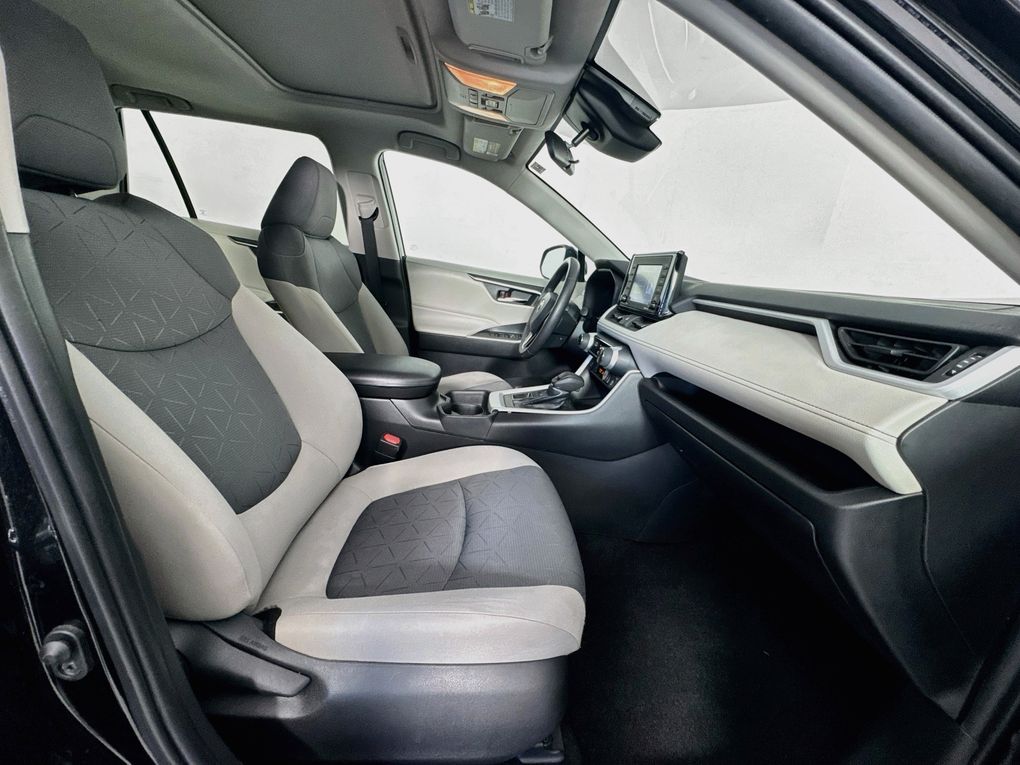 Used 2021 Toyota RAV4 SUV