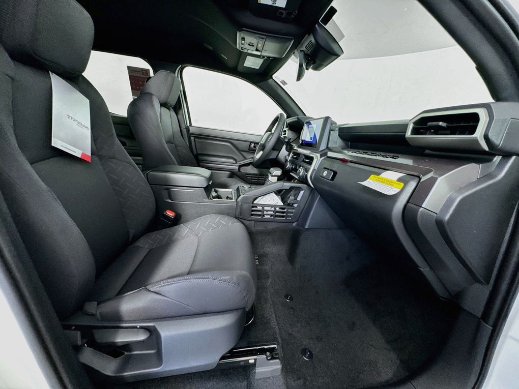 2026 Toyota Tacoma SR5 - Photo 27