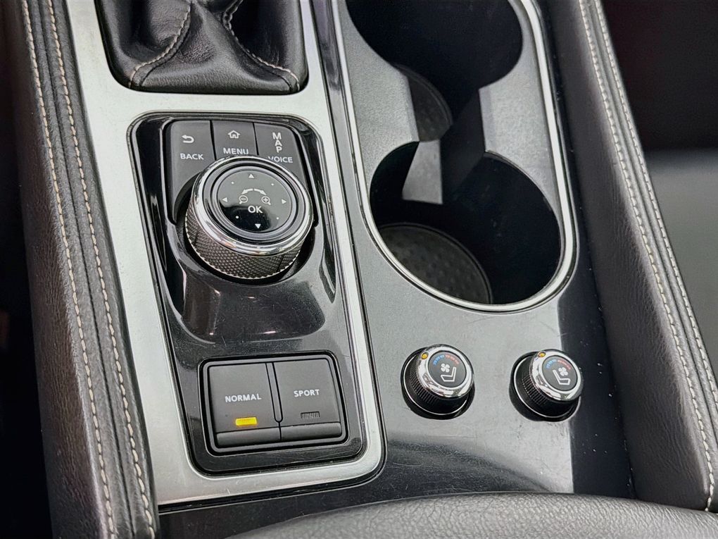 Used 2018 Nissan Maxima Sedan