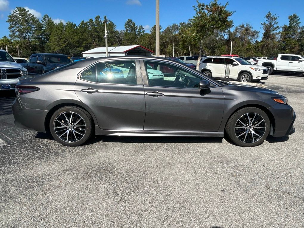 Used 2021 Toyota Camry SE with VIN 4T1T11AK9MU572789 for sale in Saint Augustine, FL