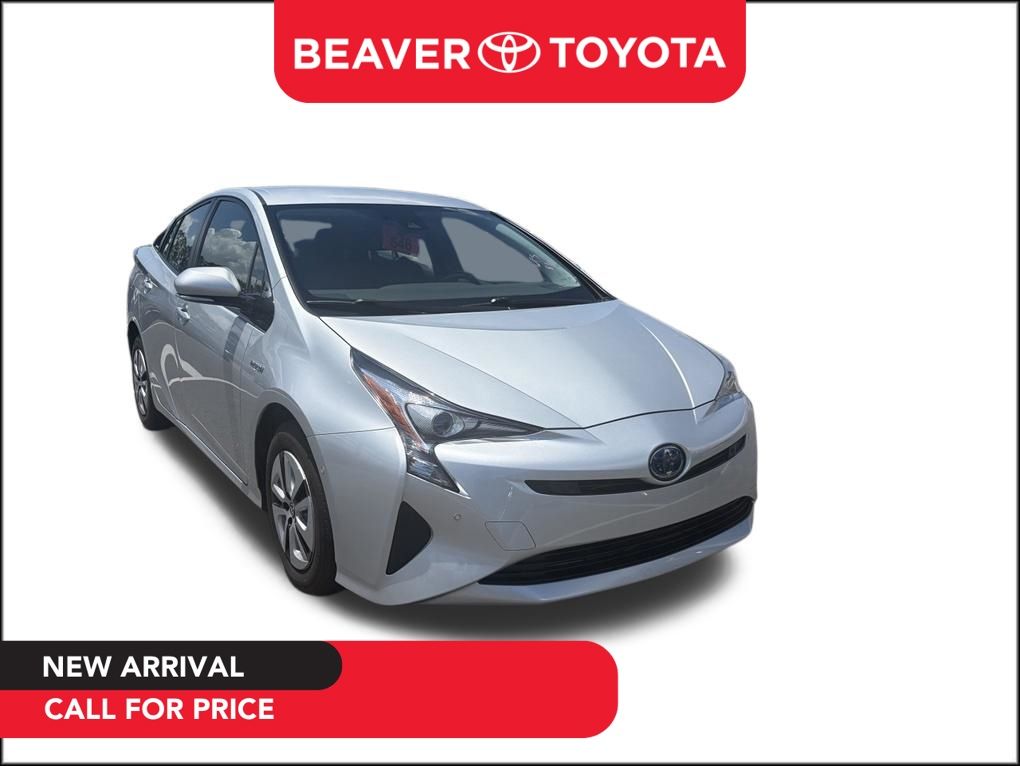 Classic Silver Metallic 2017 Toyota Prius Hatchback Front-Wheel Drive Continuously Variable Transmission