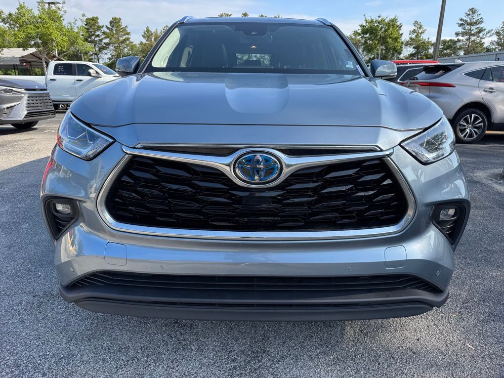 Used 2021 Toyota Highlander Limited with VIN 5TDYARAH5MS011684 for sale in Saint Augustine, FL
