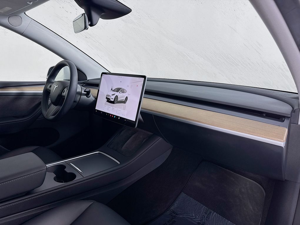Used 2025 Tesla Model Y SUV