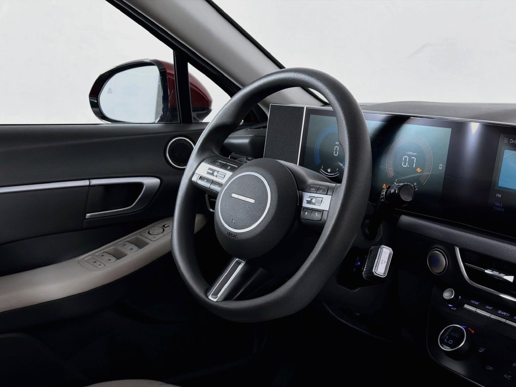 Used 2025 Hyundai Sonata Sedan