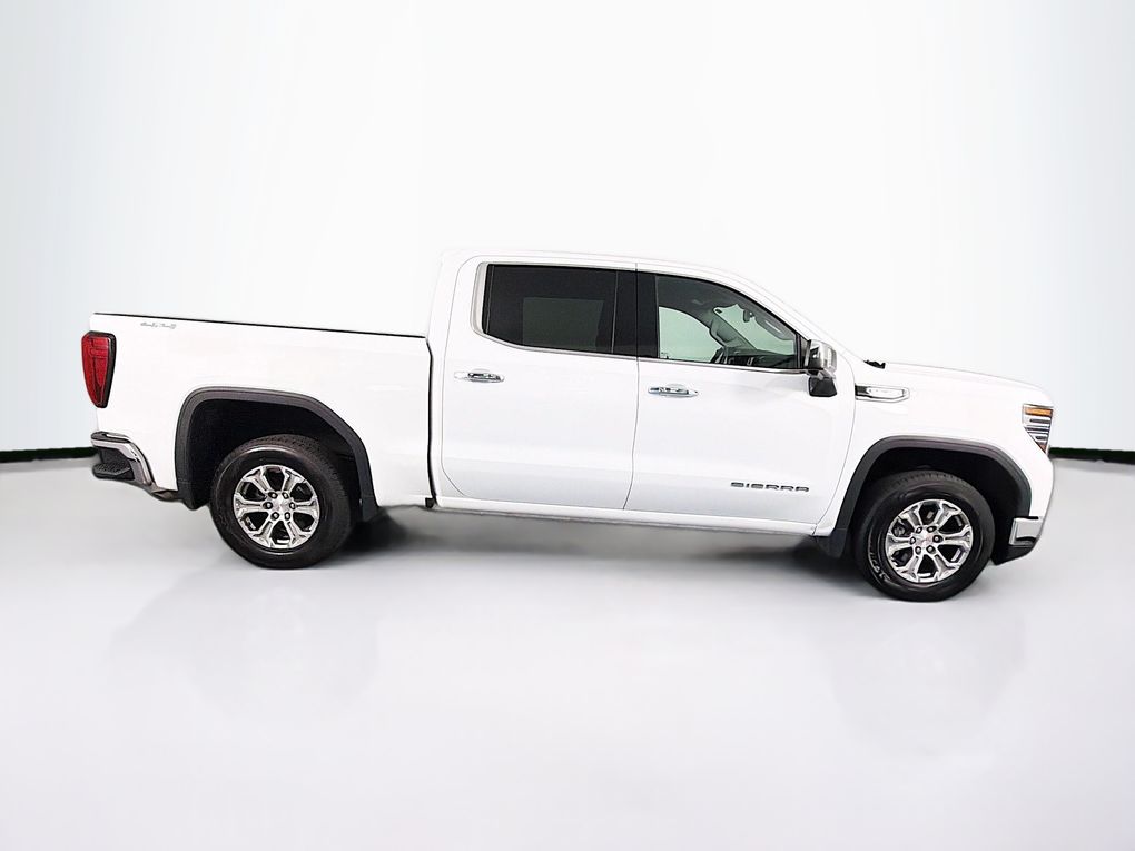 2024 GMC Sierra 1500 SLT - Photo 11