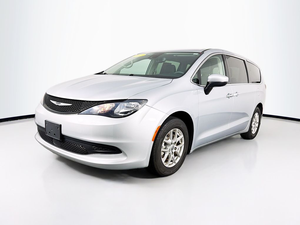 Used 2023 Chrysler Voyager Van