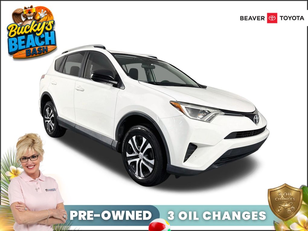 2016 Toyota RAV4 LE's photo