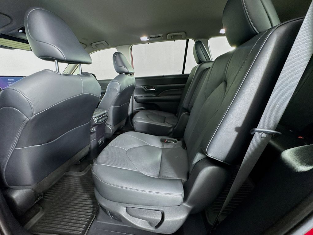 Used 2024 Toyota Grand Highlander SUV