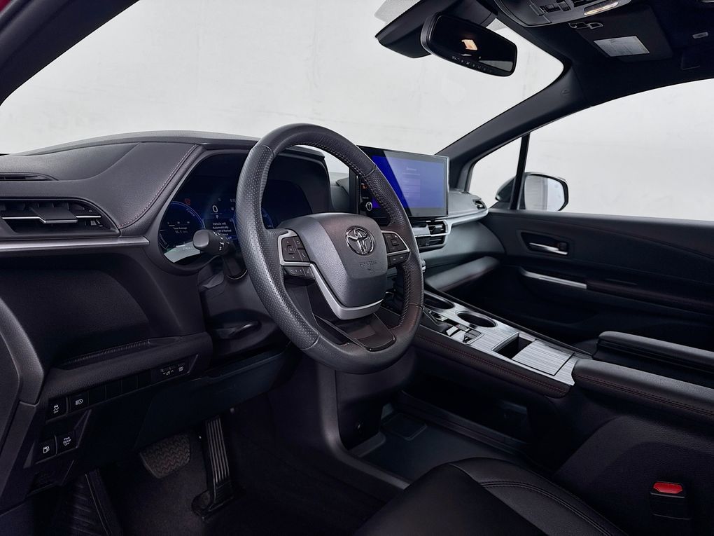 Used 2025 Toyota Sienna Van