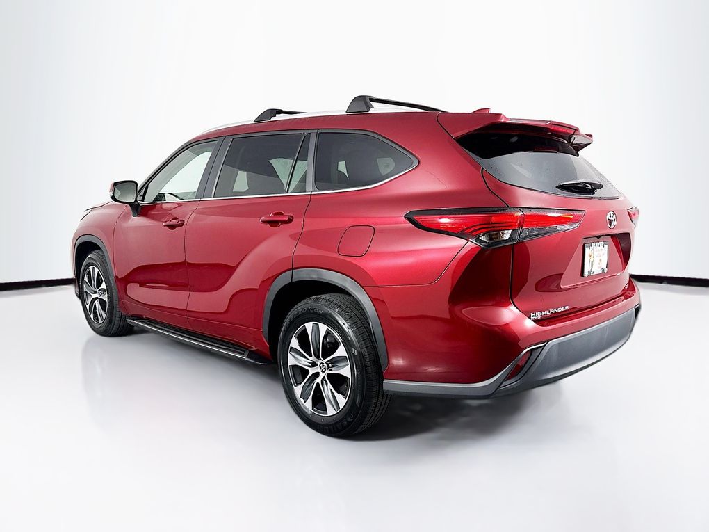 Used 2023 Toyota Highlander SUV