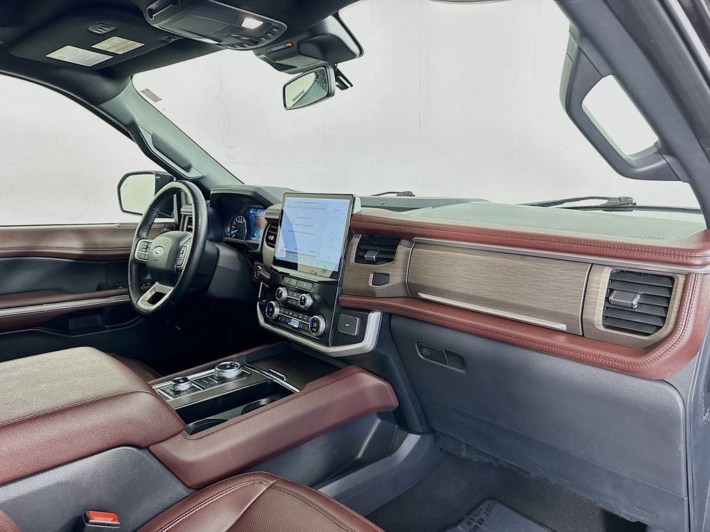 Used 2024 Ford Expedition SUV