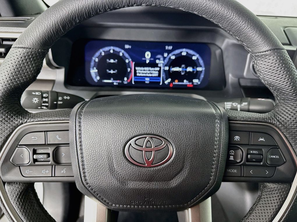 2025 Toyota Tacoma TRD Sport - Photo 17