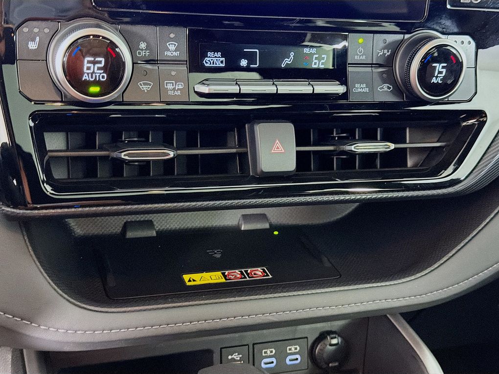 Used 2025 Toyota Highlander SUV